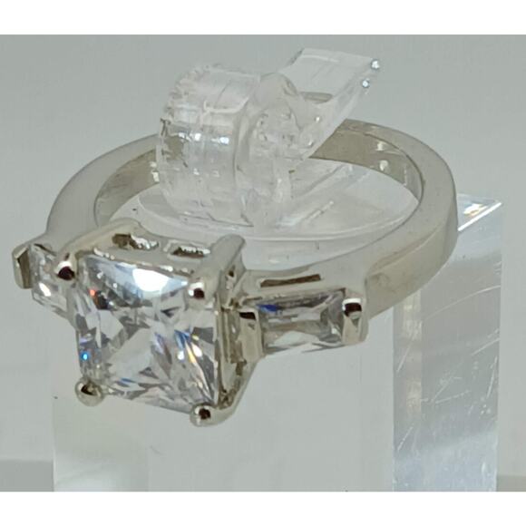 3.5 CT Vintage Princess Cut CZ Engagement Ring Silver Tone White Gold GP NOS - Picture 6 of 9